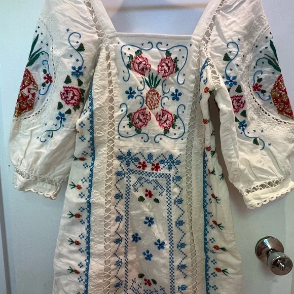 FARM Rio Cream Puff Sleeve Sundress - Picture 1 of 1